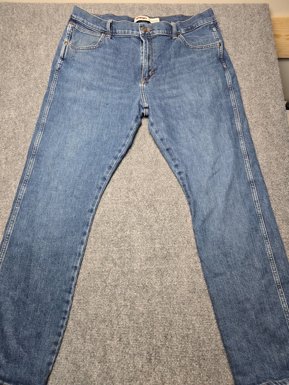Wrangler 88 Slim Straight Jeans Men's 36x32 Blue Medium Wash Denim Western